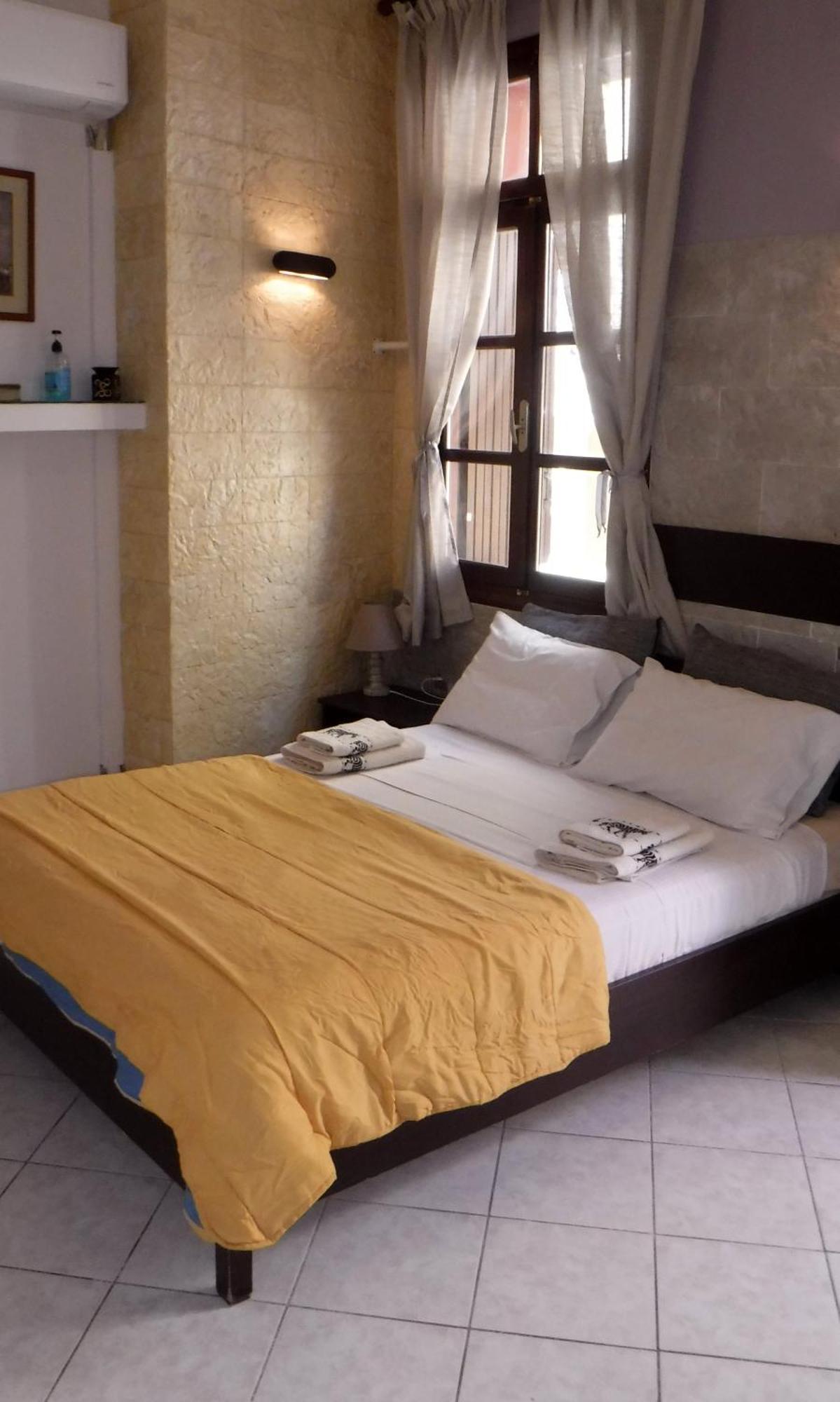 Enetiko Rooms Chania  Ngoại thất bức ảnh